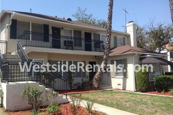 988 W Glenoaks Blvd, Unit 106 in Glendale, CA - Building Photo