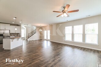 409 Flat Rock Ln in Summerville, SC - Foto de edificio - Building Photo