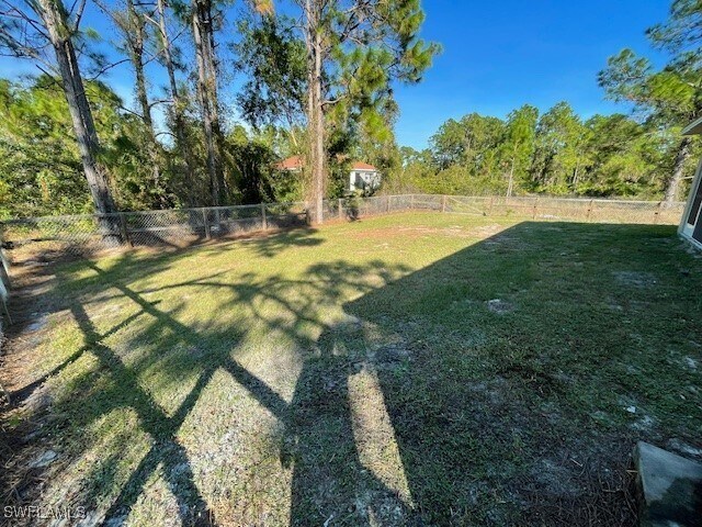 property at 1237 Chrysler St
