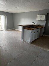 450 S Park Rd in Hollywood, FL - Building Photo - Building Photo