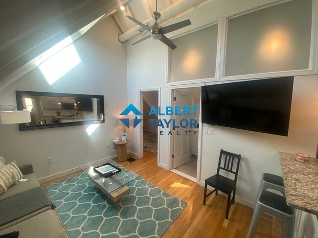 15 Chiswick Ter, Unit 5