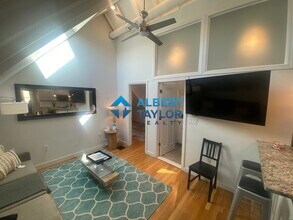 15 Chiswick Ter, Unit 5 in Boston, MA - Foto de edificio - Building Photo