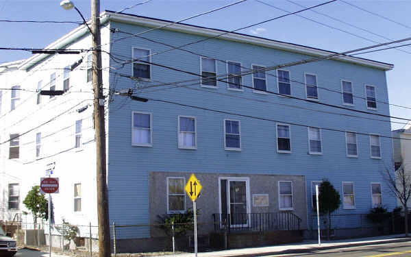 46-48 South St in Somerville, MA - Building Photo