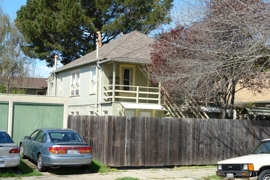 2144 California St in Berkeley, CA - Building Photo