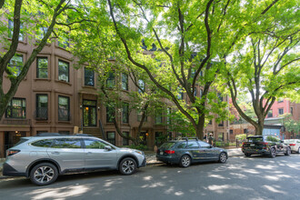 164 Prospect Pl in Brooklyn, NY - Foto de edificio - Building Photo