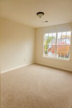 18414 Victoria Bay Dr in Cornelius, NC - Building Photo - Building Photo