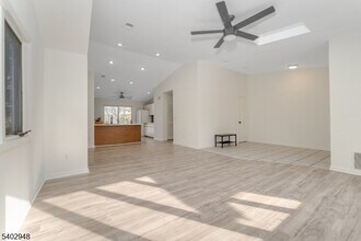 48 Westchester Terrace in Clinton Township, NJ - Building Photo - Building Photo