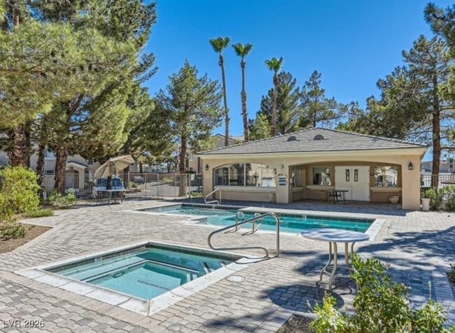 property at 3950 S Sandhill Rd