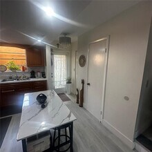 15012 SW 80th Terrace in Miami, FL - Building Photo - Building Photo