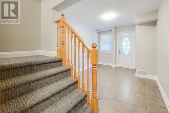 78 Finney Terrace in Milton, ON - Building Photo - Building Photo