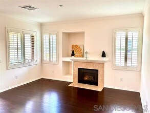 11007 Catarina Ln in San Diego, CA - Building Photo - Building Photo