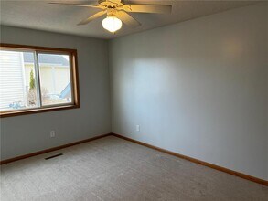 5364 56th Ave NW in Rochester, MN - Foto de edificio - Building Photo