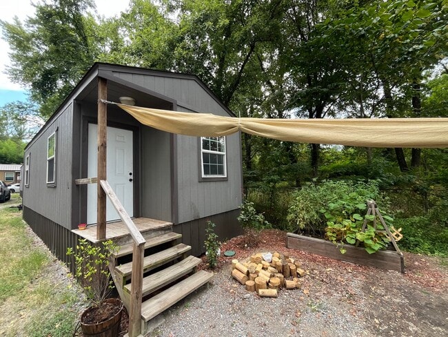 property at 11300 Jacksonville-Cato Rd