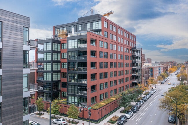 1109 W Washington Blvd