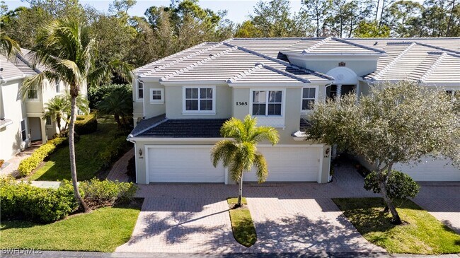 property at 1365 Mariposa Cir