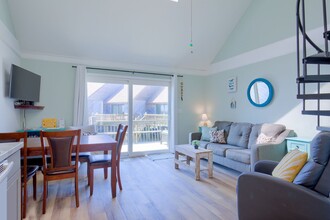 892 New River Inlet Rd in North Topsail Beach, NC - Building Photo - Building Photo