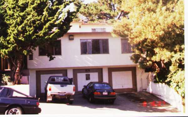 1458 E 31st St in Oakland, CA - Foto de edificio - Building Photo