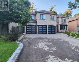 97 Luba Ave in Richmond Hill, ON - Building Photo