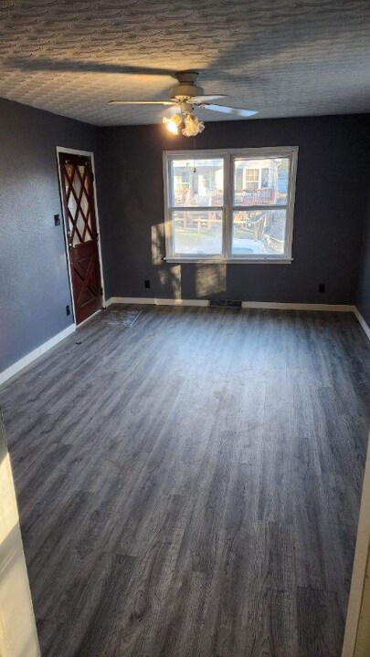 608 Winkler St in Alton, IL - Building Photo