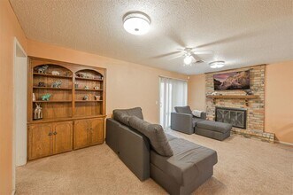 1621 Kavel Dr in Oklahoma City, OK - Building Photo - Building Photo