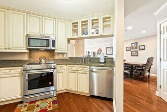 145 E Magnolia Ave in Auburn, AL - Building Photo - Building Photo