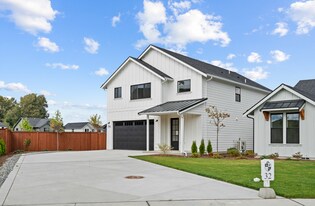 700 Legacy Wy in Sedro Woolley, WA - Building Photo