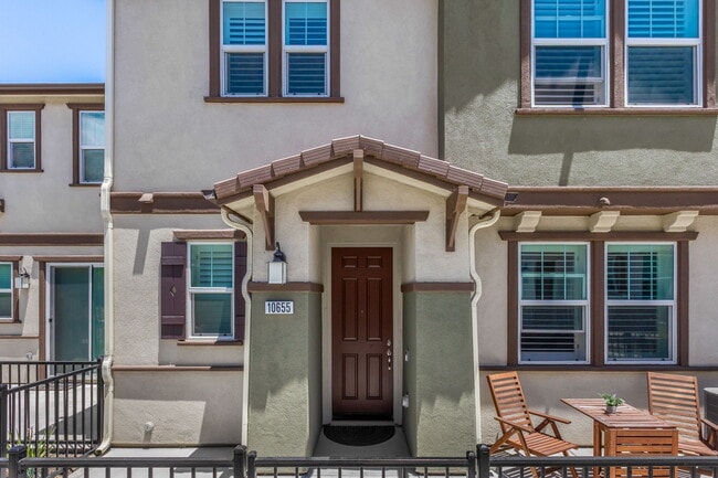 10655 Graphite St in Spring Valley, CA - Building Photo - Building Photo