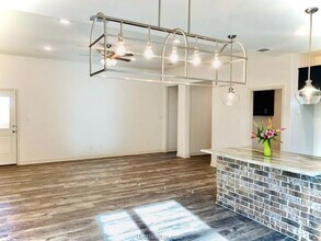 3904 Brownway Dr in College Station, TX - Building Photo - Building Photo