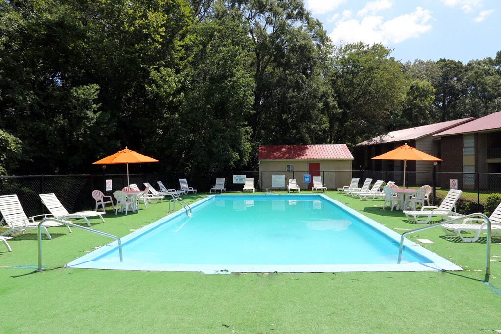 Meadow Creek Apartments in Jackson, MS