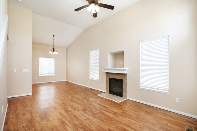 934 Sandusky Dr in Junction City, KS - Building Photo - Building Photo