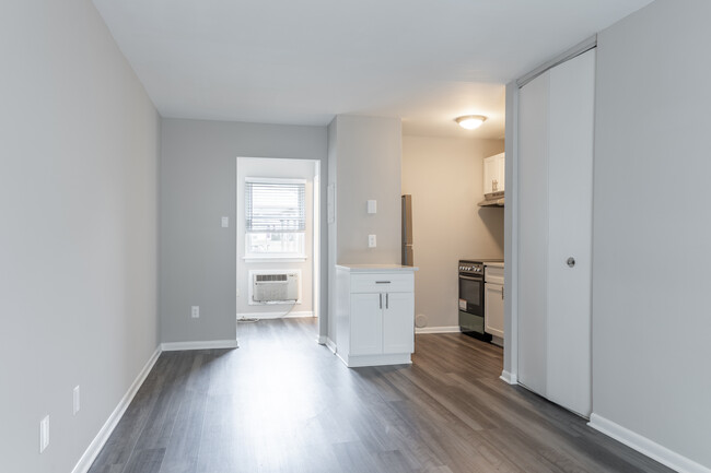 Forest Ridge Apartments in Richmond, VA - Building Photo - Interior Photo