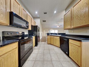 86106 Knotted Oak Way in Yulee, FL - Building Photo - Building Photo