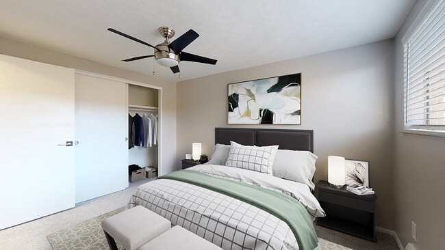 W 41st Apartments in Wheat Ridge, CO - Foto de edificio - Building Photo