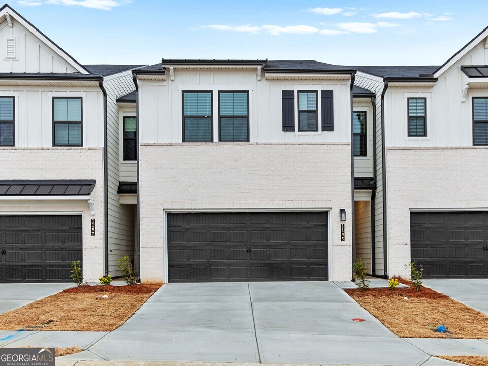 1105 Holland Rose Dr in Lawrenceville, GA - Building Photo