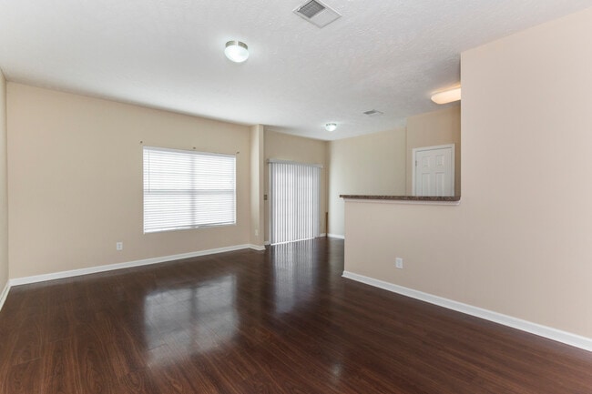 8725 Ambonnay Dr in Brentwood, TN - Foto de edificio - Building Photo