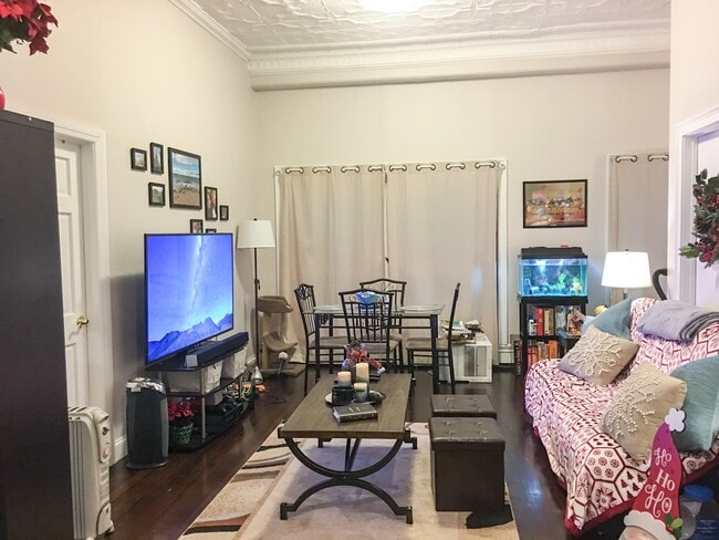 106 Adee St, Unit 2B