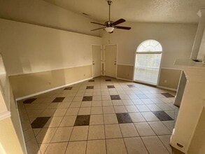 2301 Dickens Dr in Killeen, TX - Building Photo - Building Photo
