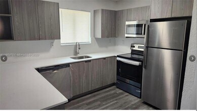 580 NW 58th St in Miami, FL - Building Photo - Building Photo