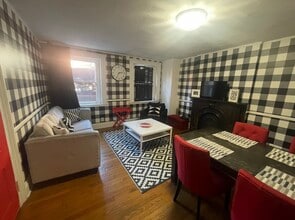 40 Trumbull St, Unit Garden in New Haven, CT - Foto de edificio - Building Photo