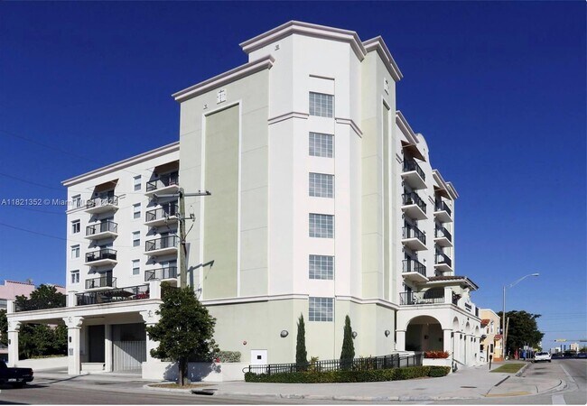 property at 435 SW 12th Ave