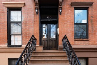 150 Nelson St in Brooklyn, NY - Building Photo - Building Photo