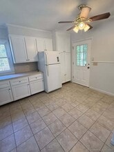 141 Millville Ave in Naugatuck, CT - Building Photo - Building Photo