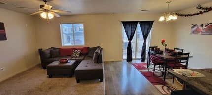 1677 N Main St in Cedar City, UT - Building Photo - Building Photo