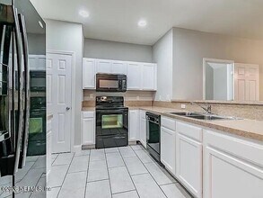 5924 Bartram Village Dr in Jacksonville, FL - Building Photo - Building Photo