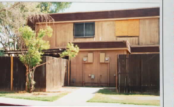 4210-4212 S 47th Pl in Phoenix, AZ - Building Photo