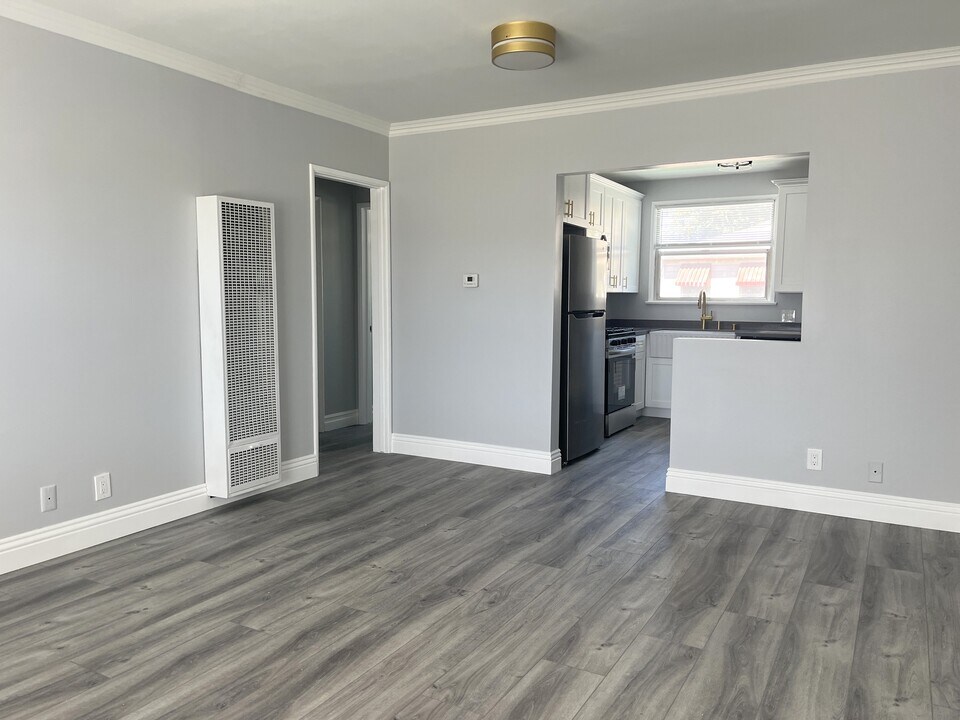 5444 Colfax Ave, Unit 3 in Los Angeles, CA - Foto de edificio