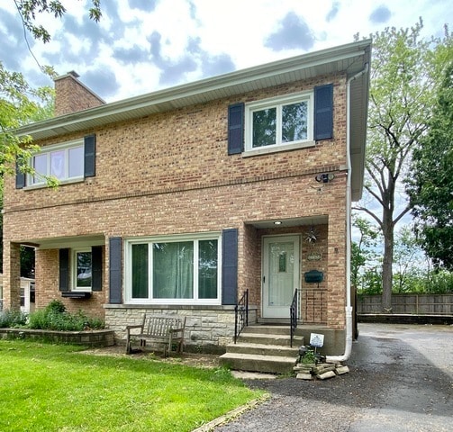 property at 2145 Cedar Ct