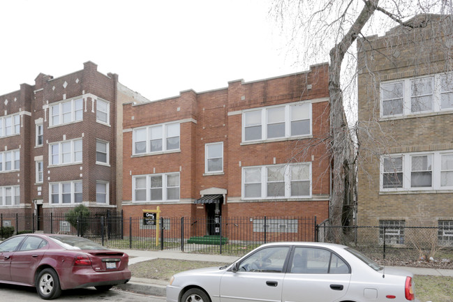 5421-5423 W Quincy St in Chicago, IL - Building Photo - Building Photo