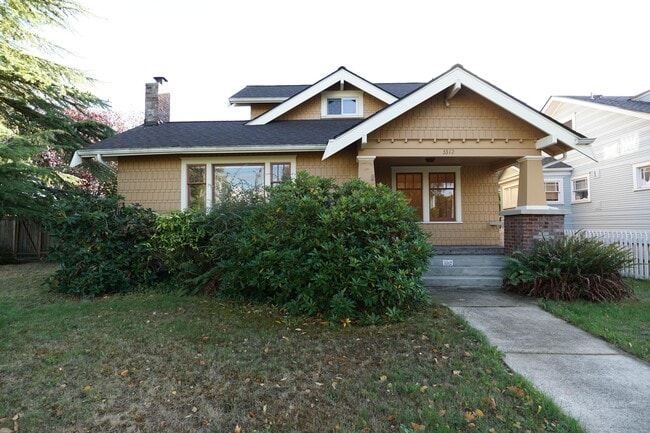 3312 N 21st St in Tacoma, WA - Foto de edificio - Building Photo