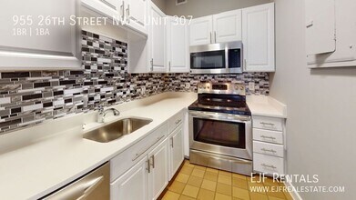 955 26th St NW in Washington, DC - Building Photo - Building Photo